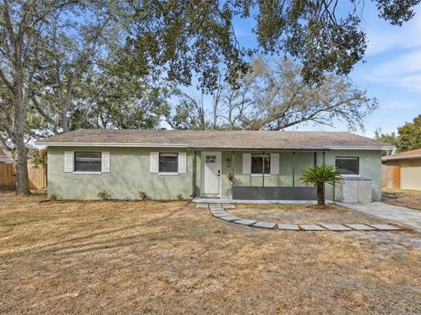 112 ALEXANDRIA AVENUE, MINNEOLA, FL 34715