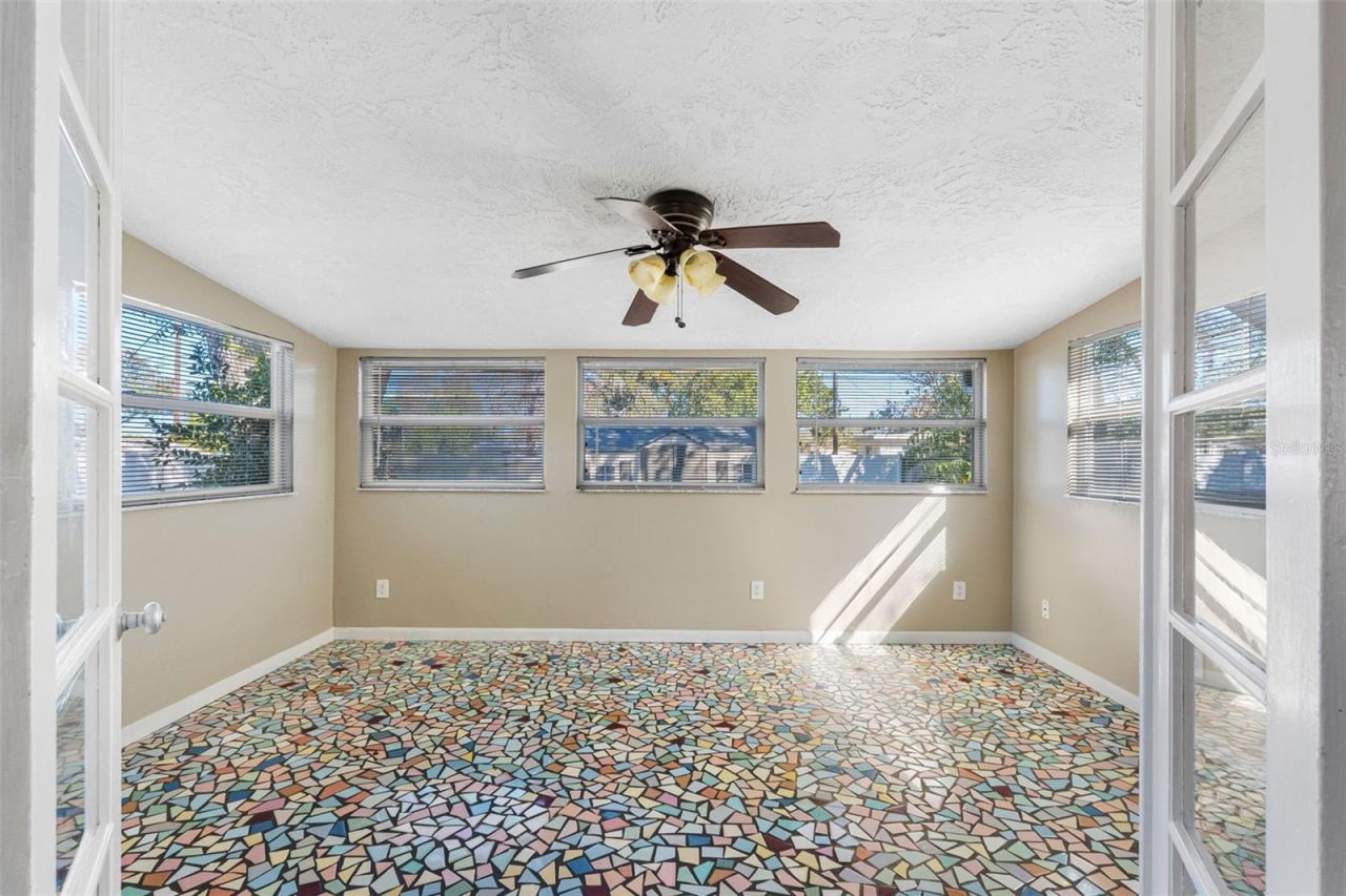 4711 28th Avenue N, Saint Petersburg, FL 33713 Photo