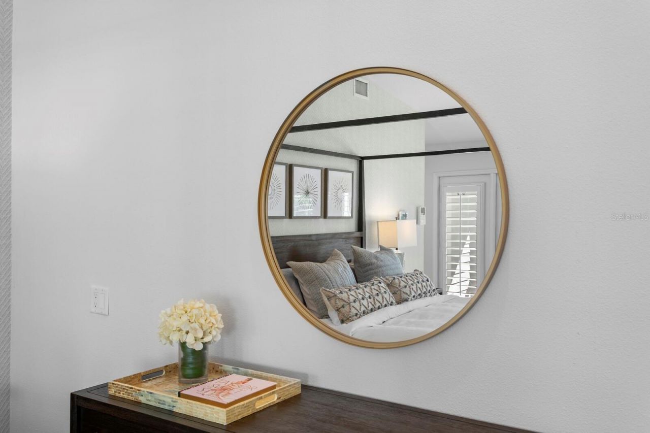 10402 Oakbrook Drive, Tampa, FL 33618 Photo