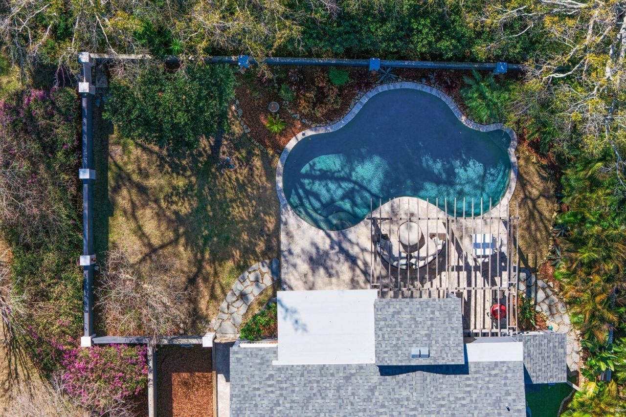 10402 Oakbrook Drive, Tampa, FL 33618 Photo