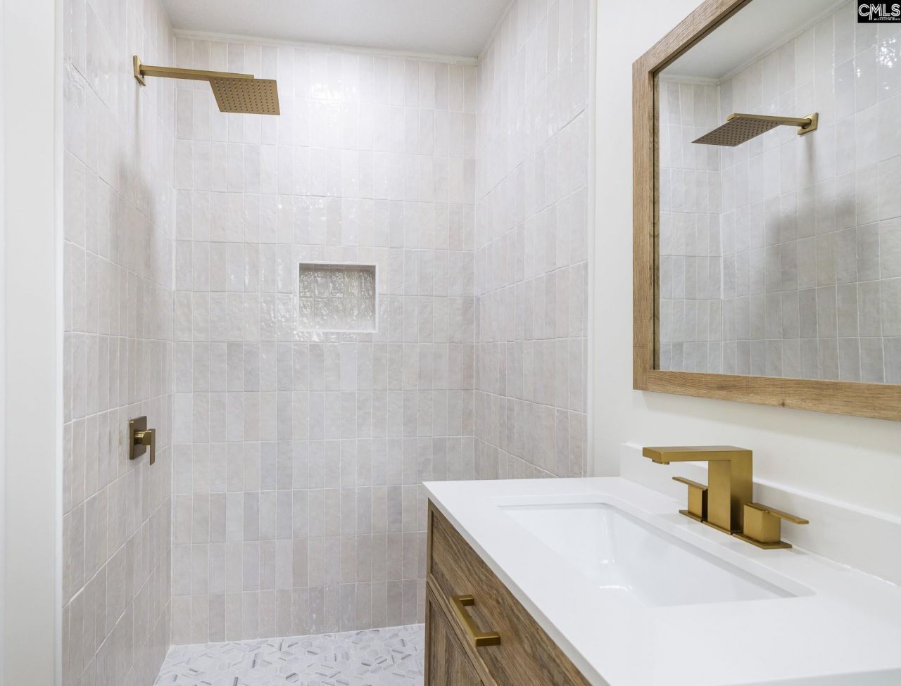 2511 Midland Drive Photo 16