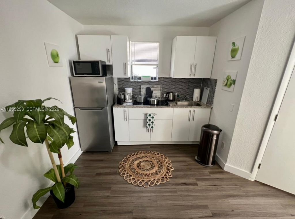 1068 NW 5th St , Miami, FL 33128 Photo