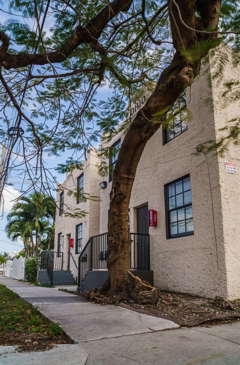 1068 NW 5th St , Miami, FL 33128 Photo