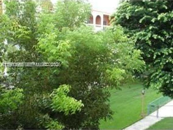 7800 Camino Real, Unit H408, Miami, FL 33143