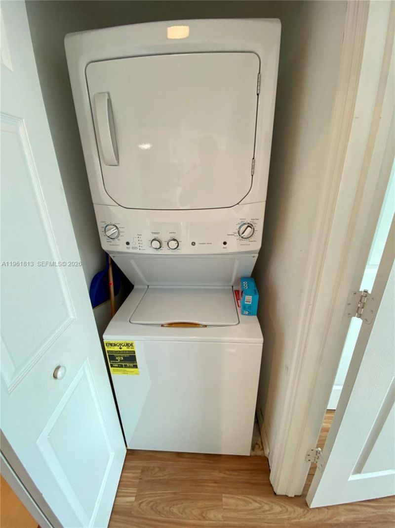 275 NE 18th St, Unit 1705, Miami, FL 33132 Photo