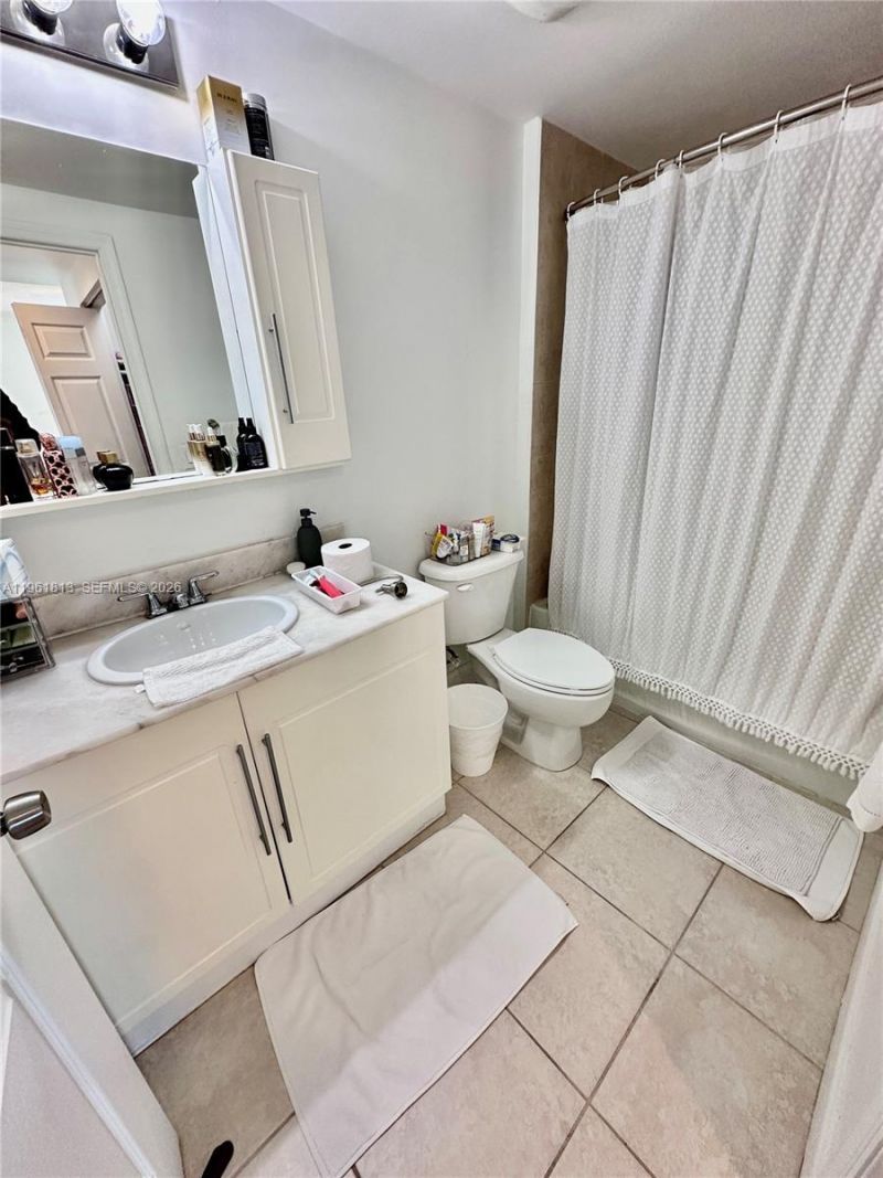 275 NE 18th St, Unit 1705, Miami, FL 33132 Photo