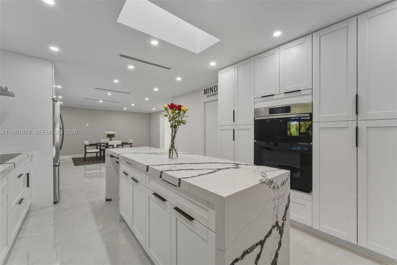 2825 SW 79th Ct, Miami, FL 33155 Photo