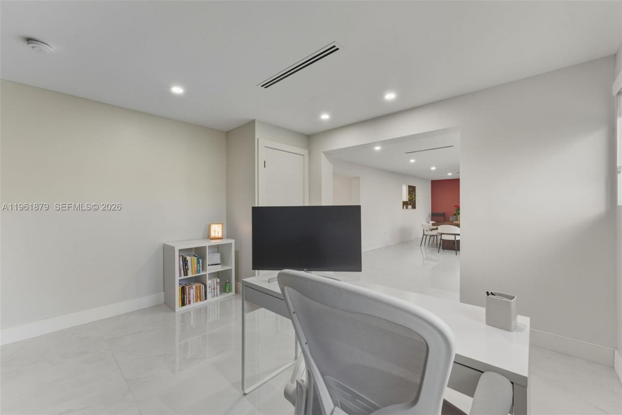 2825 SW 79th Ct, Miami, FL 33155 Photo