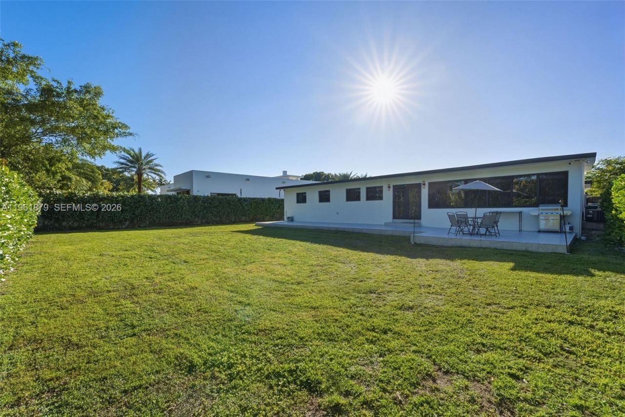 2825 SW 79th Ct, Miami, FL 33155 Photo