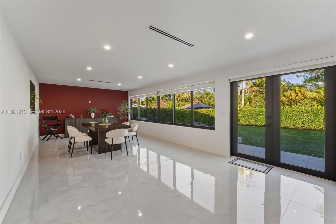 2825 SW 79th Ct, Miami, FL 33155 Photo