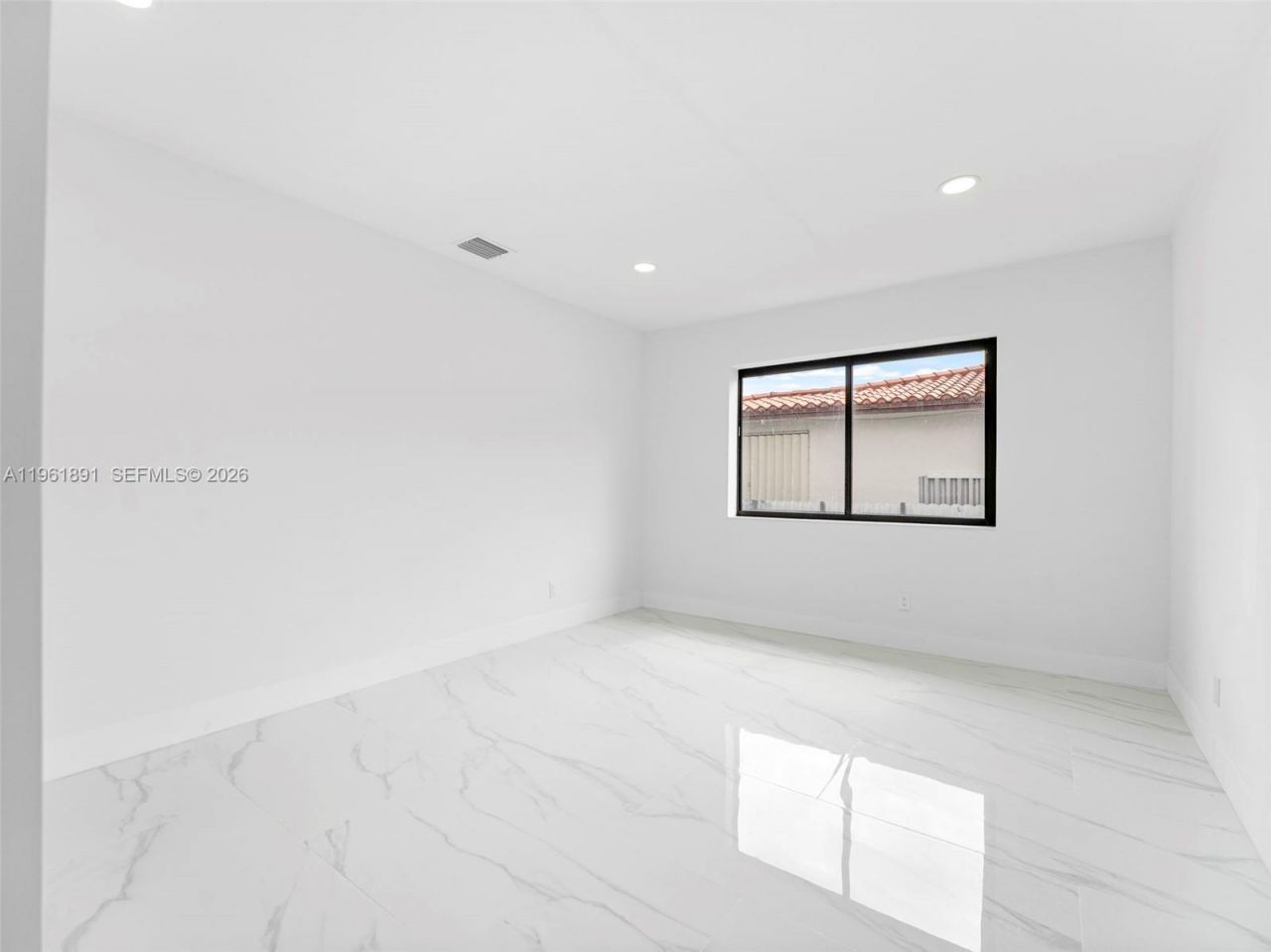 2500 SW 23rd Ter, Miami, FL 33145 Photo