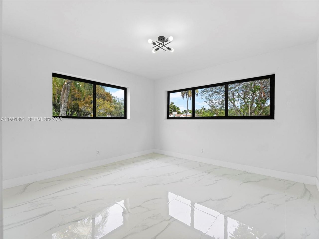 2500 SW 23rd Ter, Miami, FL 33145 Photo