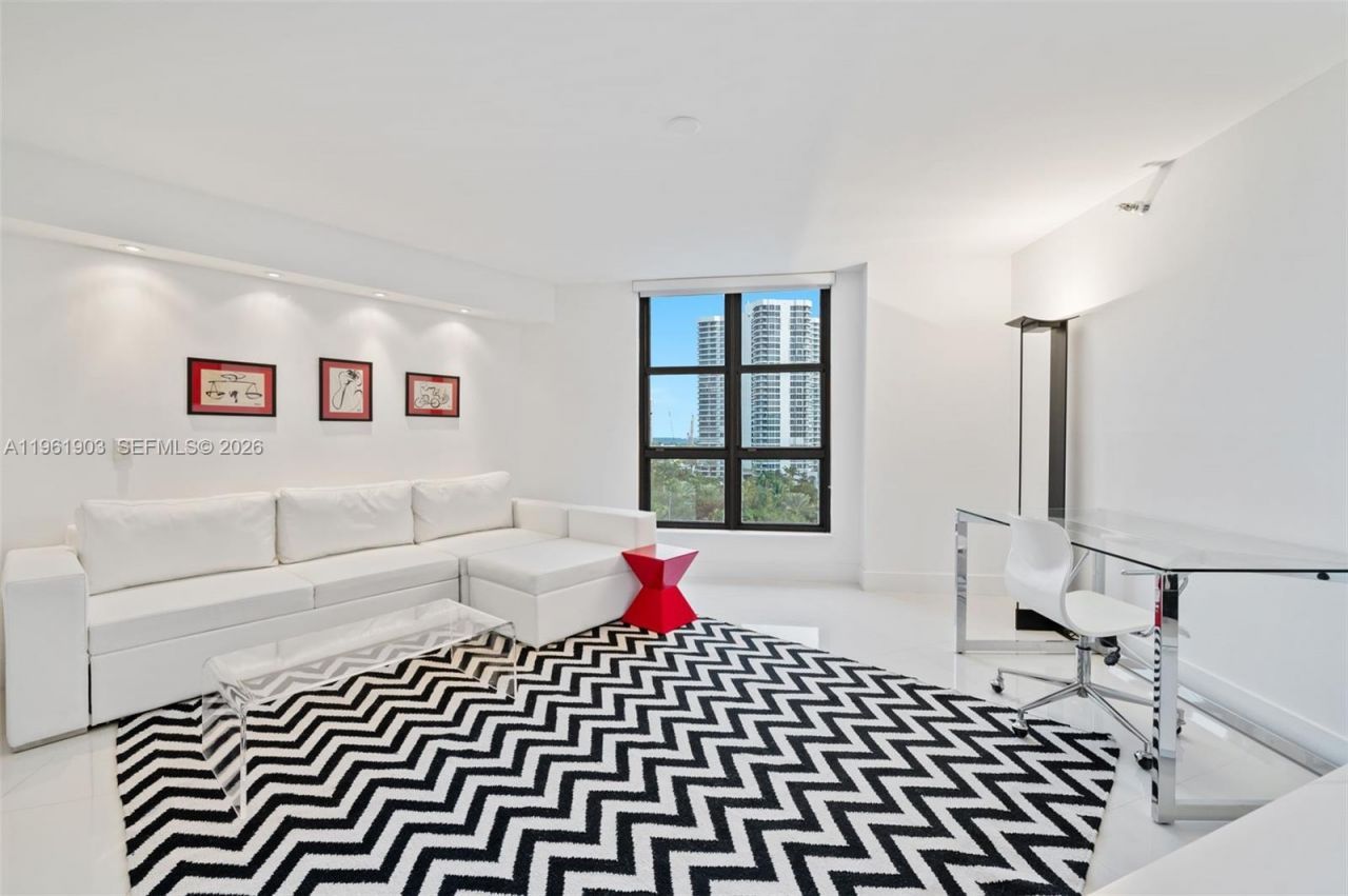 3500 Mystic Pointe Dr, Unit 1007, Aventura, FL 33180 Photo