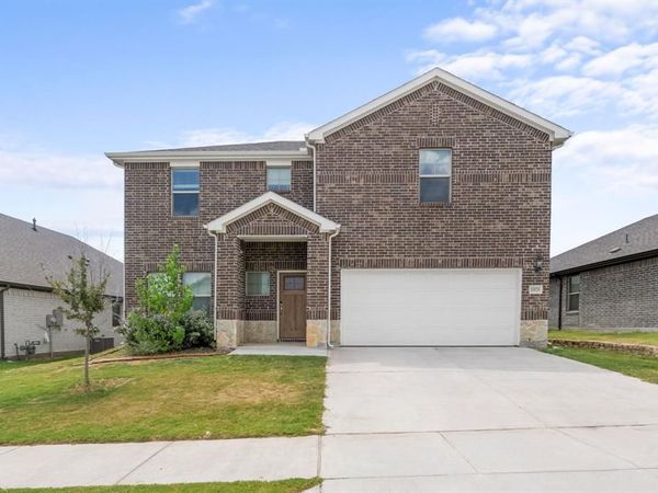 10529 Tuxinaw Trail, Fort Worth, TX 76179