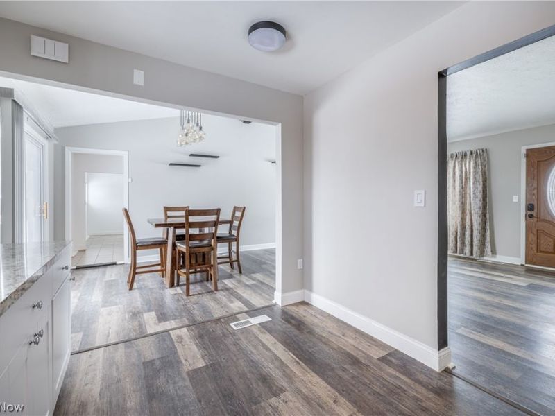 1439 Yale Drive, Brunswick, OH 44212 Photo 12