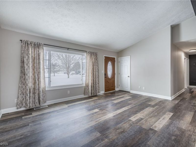 1439 Yale Drive, Brunswick, OH 44212 Photo 4