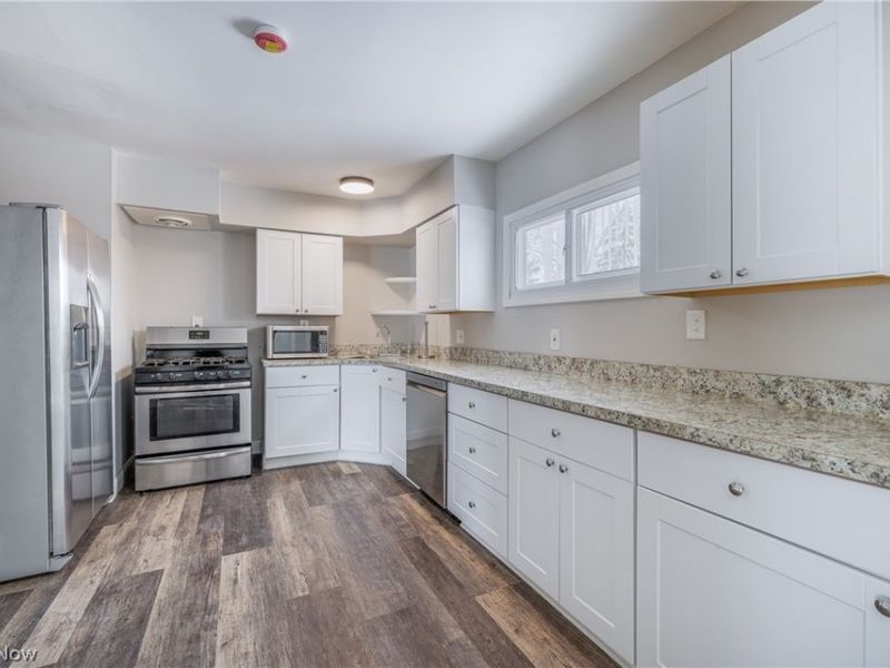 1439 Yale Drive, Brunswick, OH 44212 Photo 9