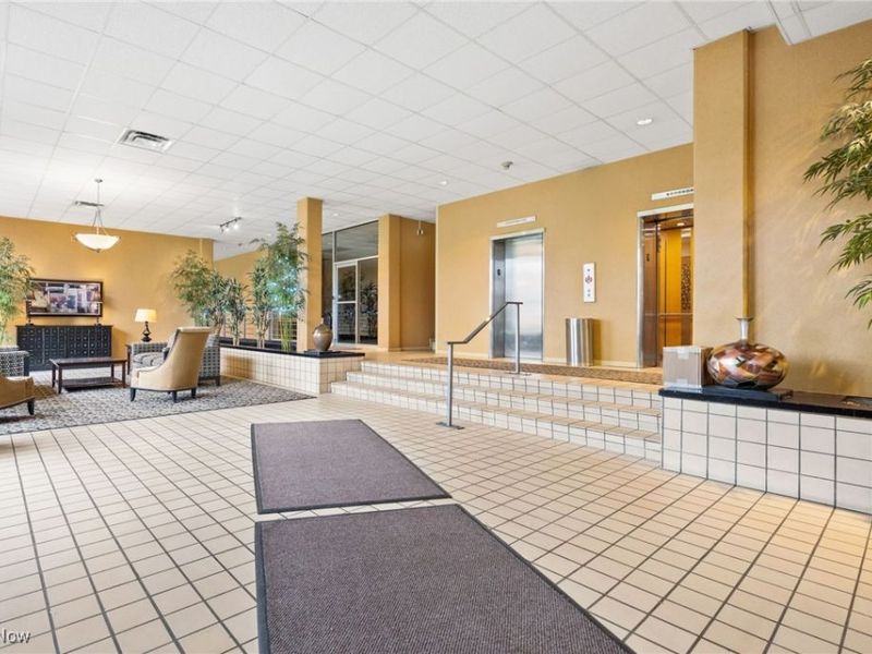 10301 Lake Avenue, Unit 606, Cleveland, OH 44102 Photo 20