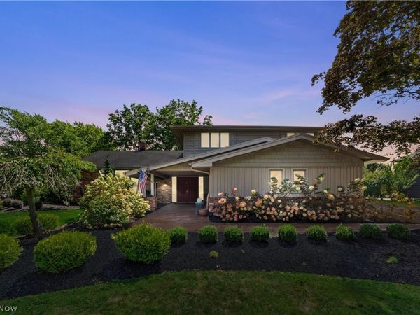 26332 Annesley Road, Beachwood, OH 44122