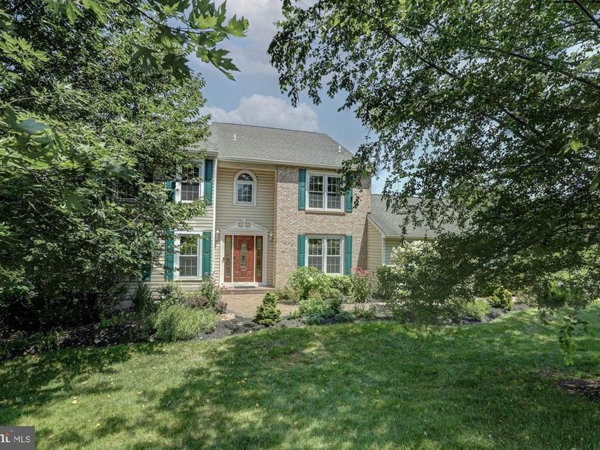 17 Nottingham Drive, West Grove, PA 19390 Main Photo