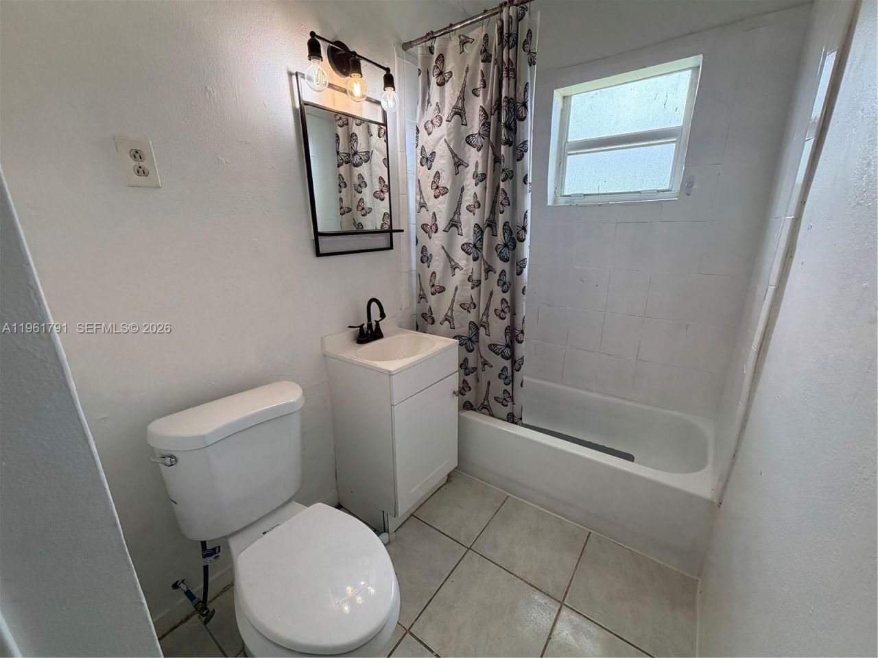 11700 SW 221st St, Miami, FL 33170 Photo