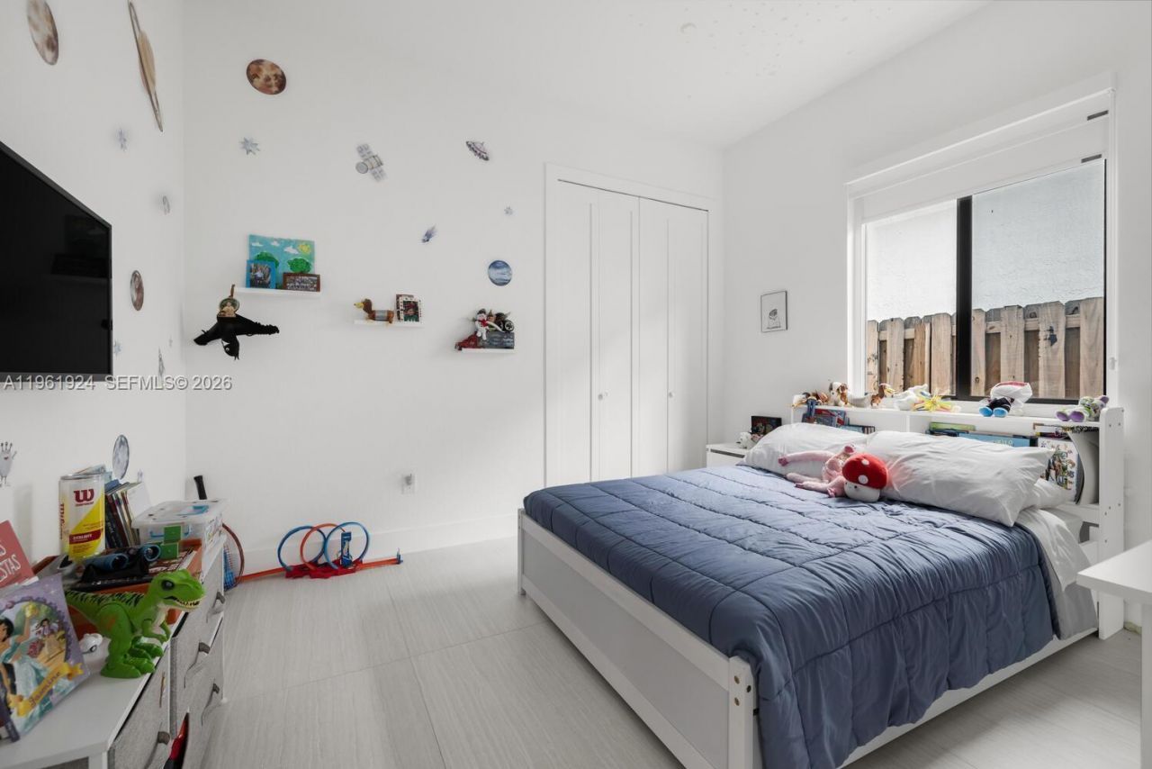 14468 SW 16th St , Miami, FL 33175 Photo