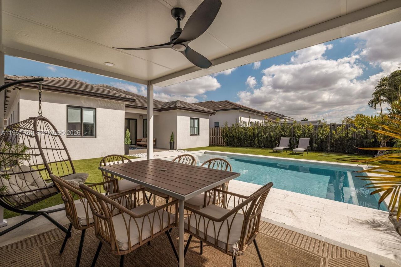 14468 SW 16th St , Miami, FL 33175 Photo