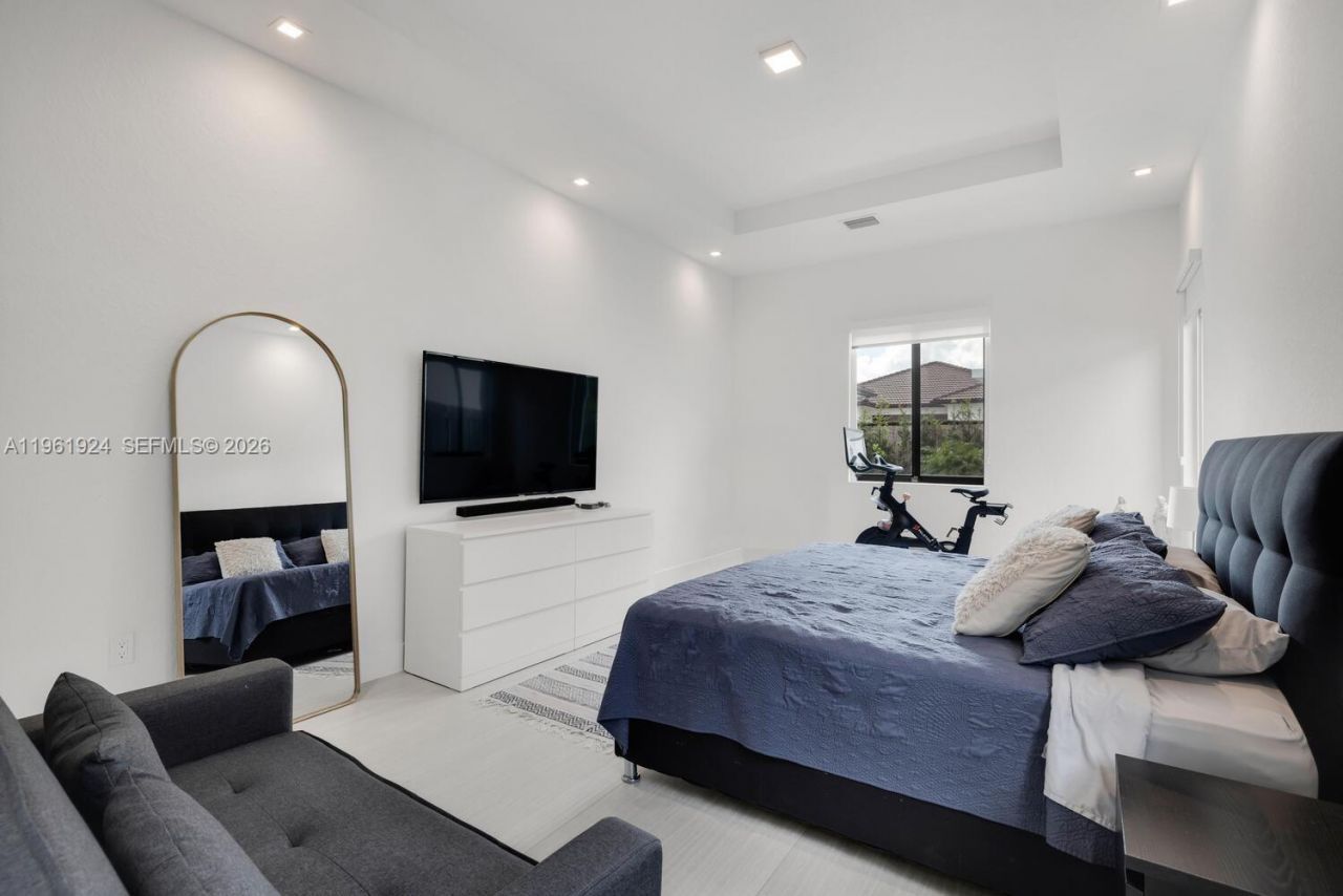 14468 SW 16th St , Miami, FL 33175 Photo