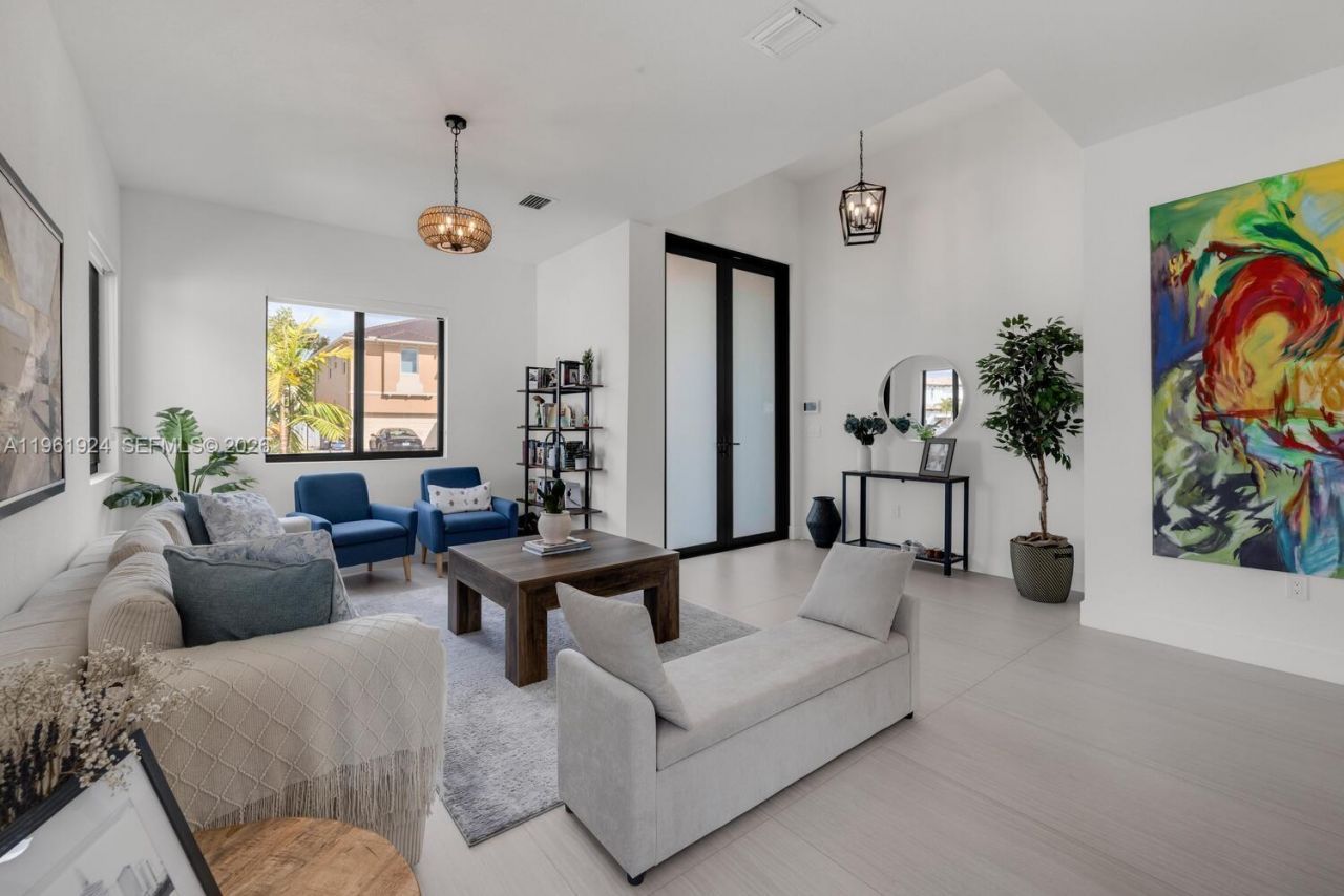 14468 SW 16th St , Miami, FL 33175 Photo