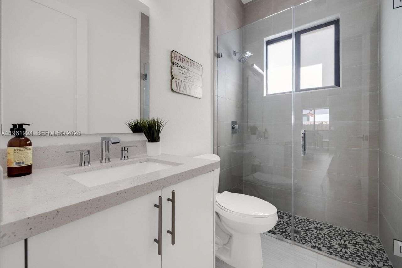 14468 SW 16th St , Miami, FL 33175 Photo