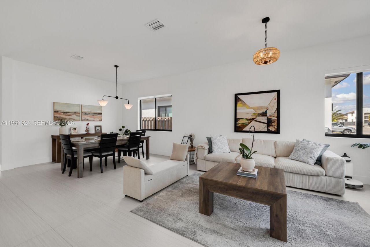 14468 SW 16th St , Miami, FL 33175 Photo