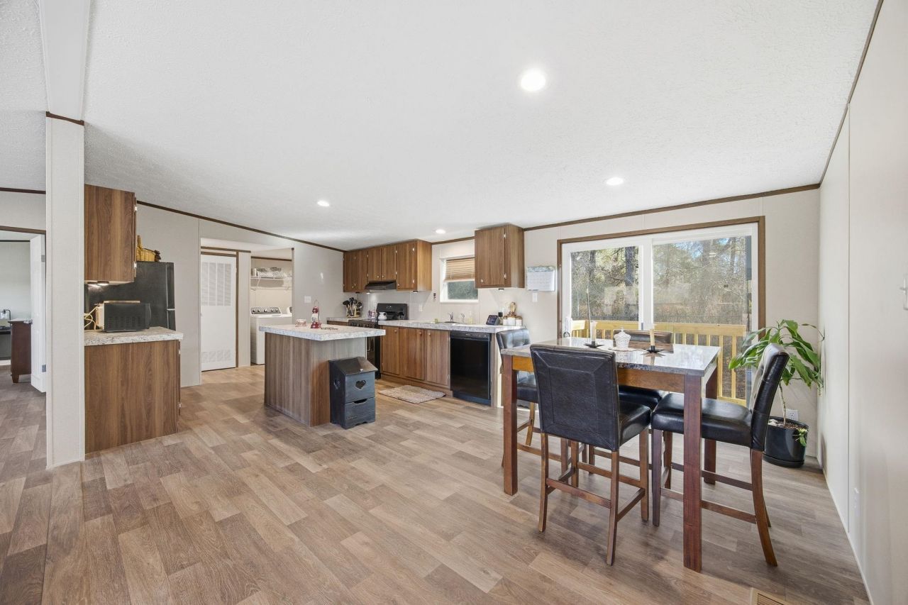 5772 Valley Forge Rd. Photo 24