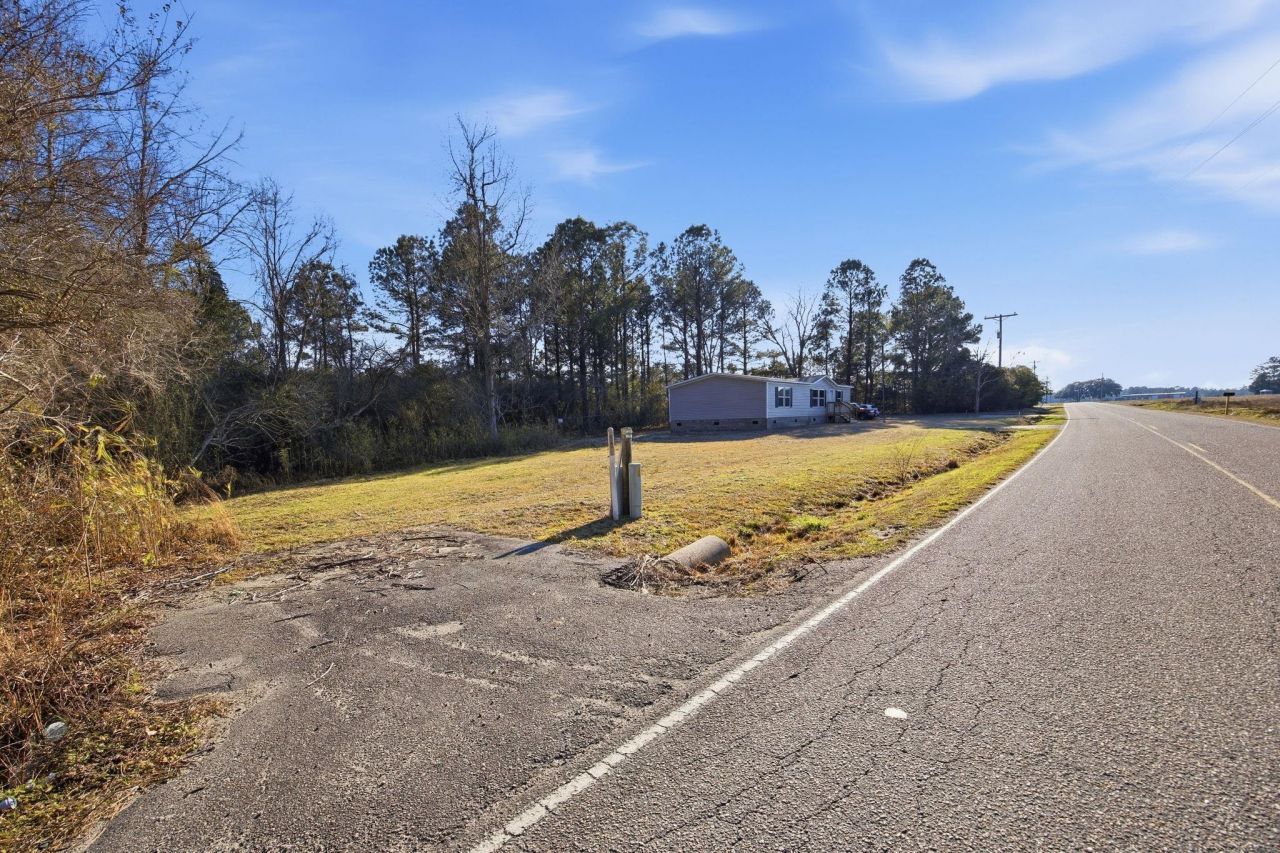 5772 Valley Forge Rd. Photo 26