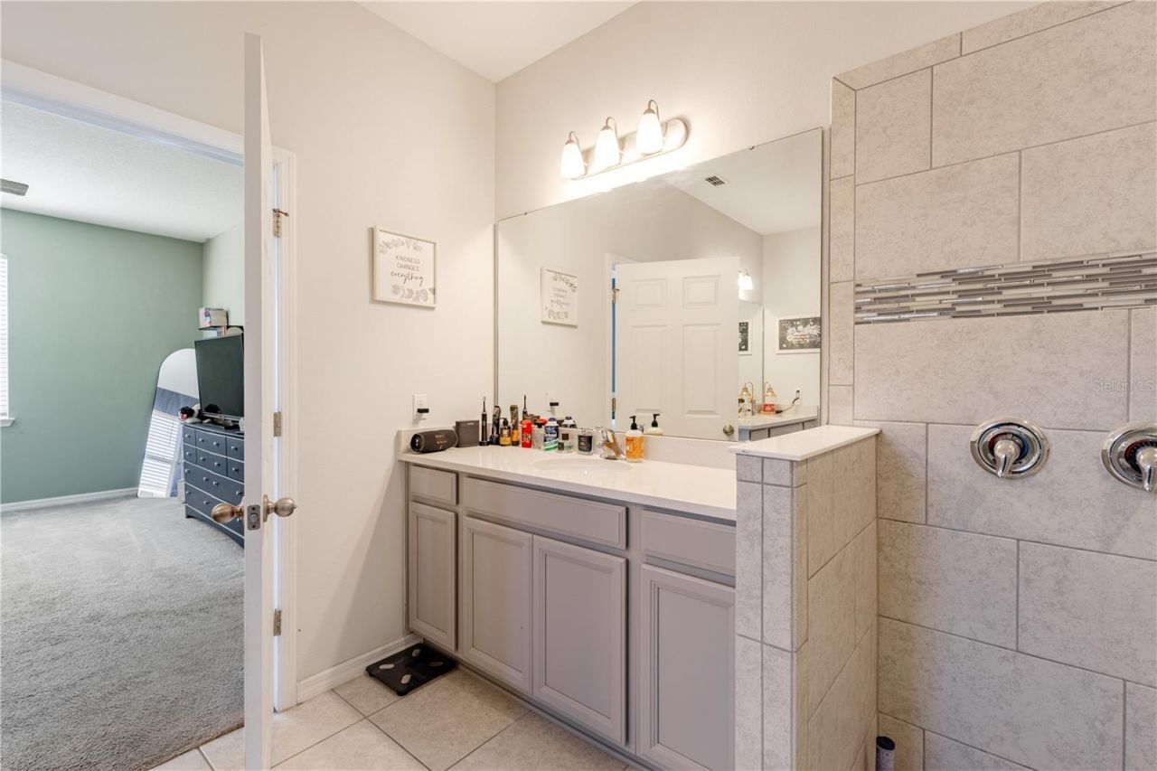 13343 Lake Yale View Loop, Grand Island, FL 32735 Photo