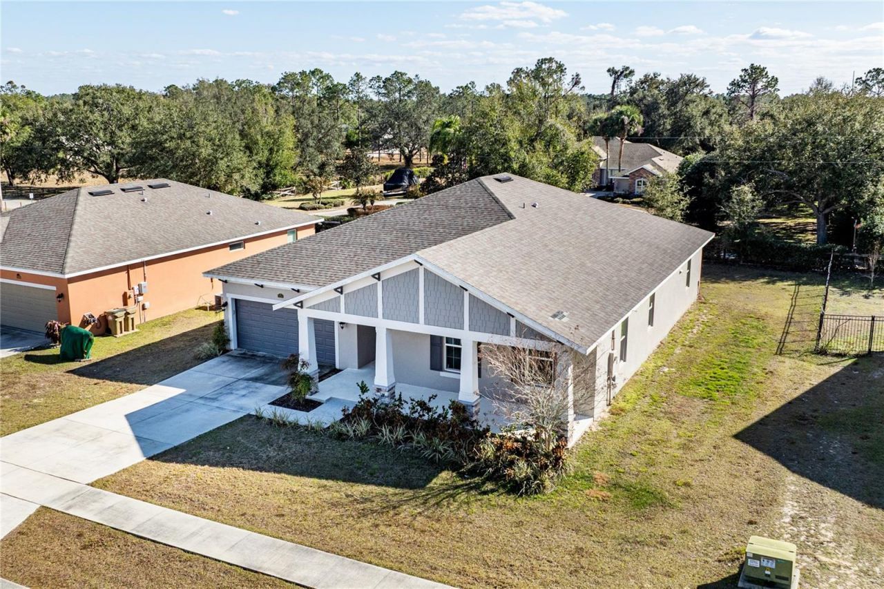 13343 Lake Yale View Loop, Grand Island, FL 32735 Photo