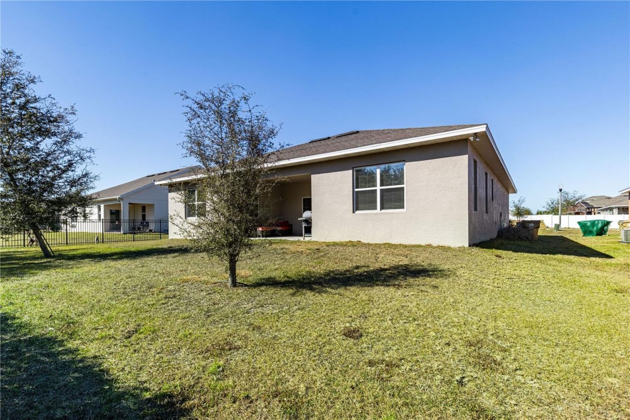 13343 Lake Yale View Loop, Grand Island, FL 32735 Photo