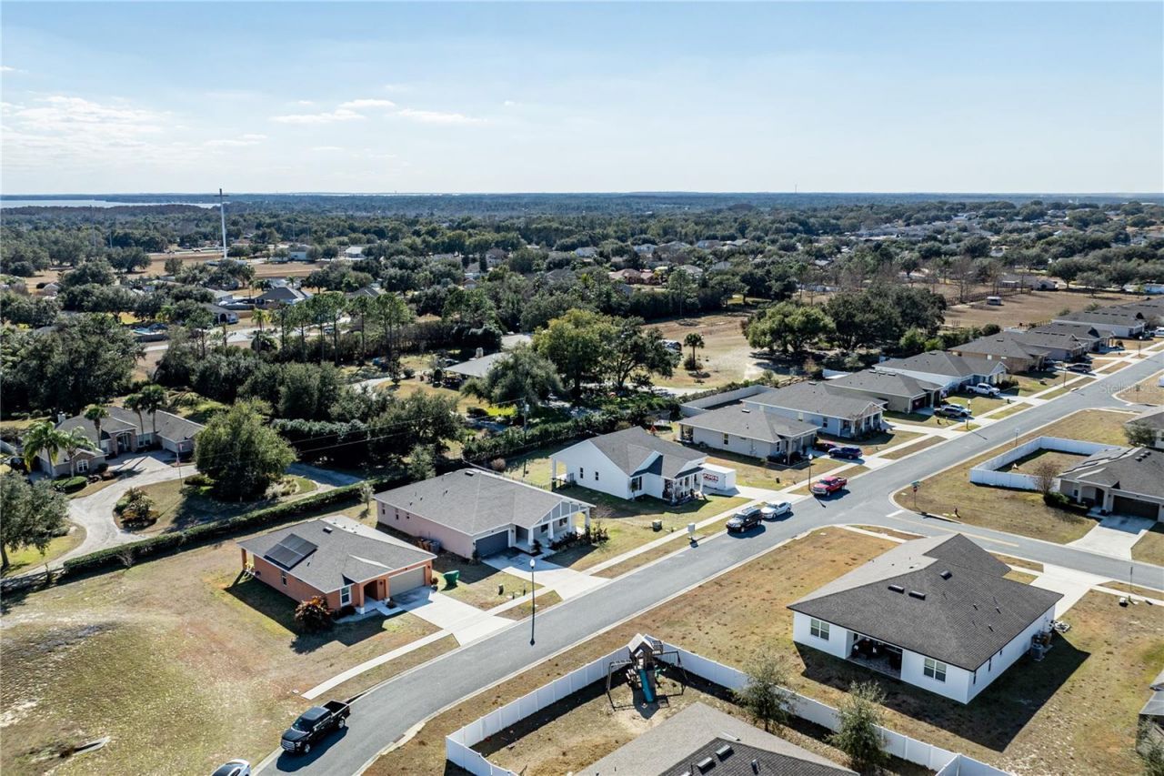 13343 Lake Yale View Loop, Grand Island, FL 32735 Photo