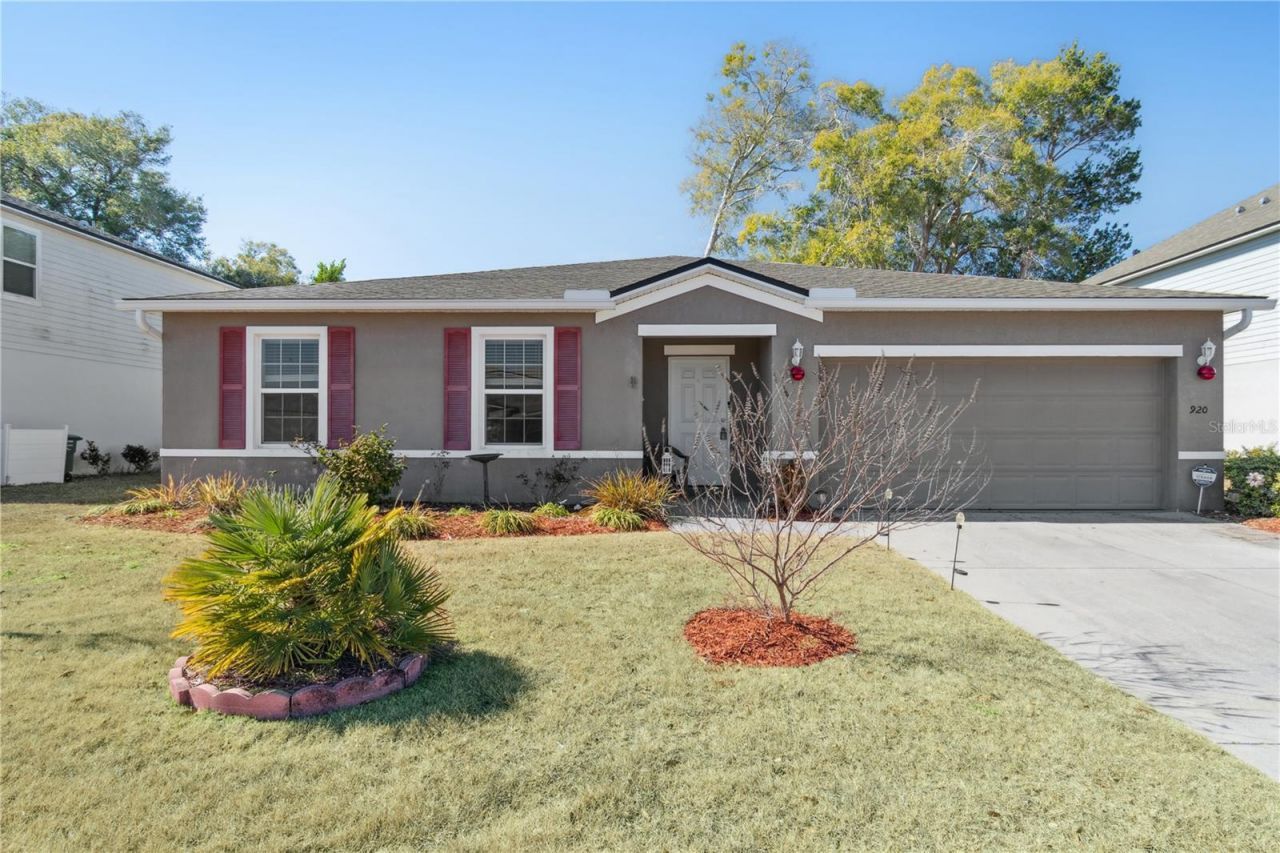 920 NW 253 Drive, Newberry, FL 32669 Main Photo