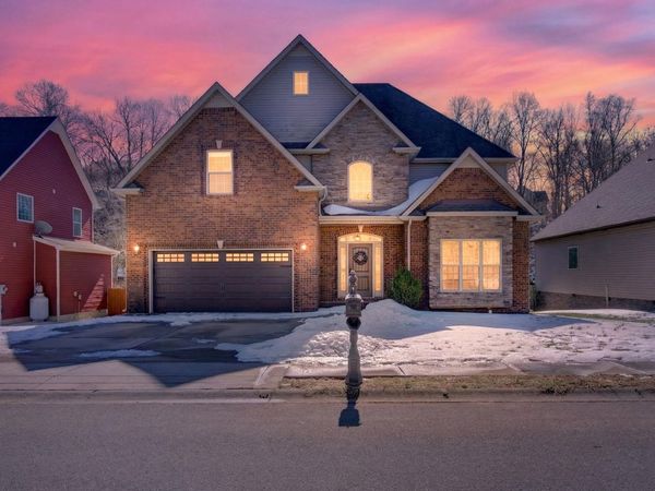 1611 Raven Rd, Clarksville, TN 37042