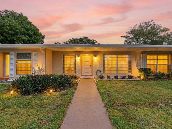 8555 Bella Vista Drive, Unit 86, Boca Raton, FL 33433