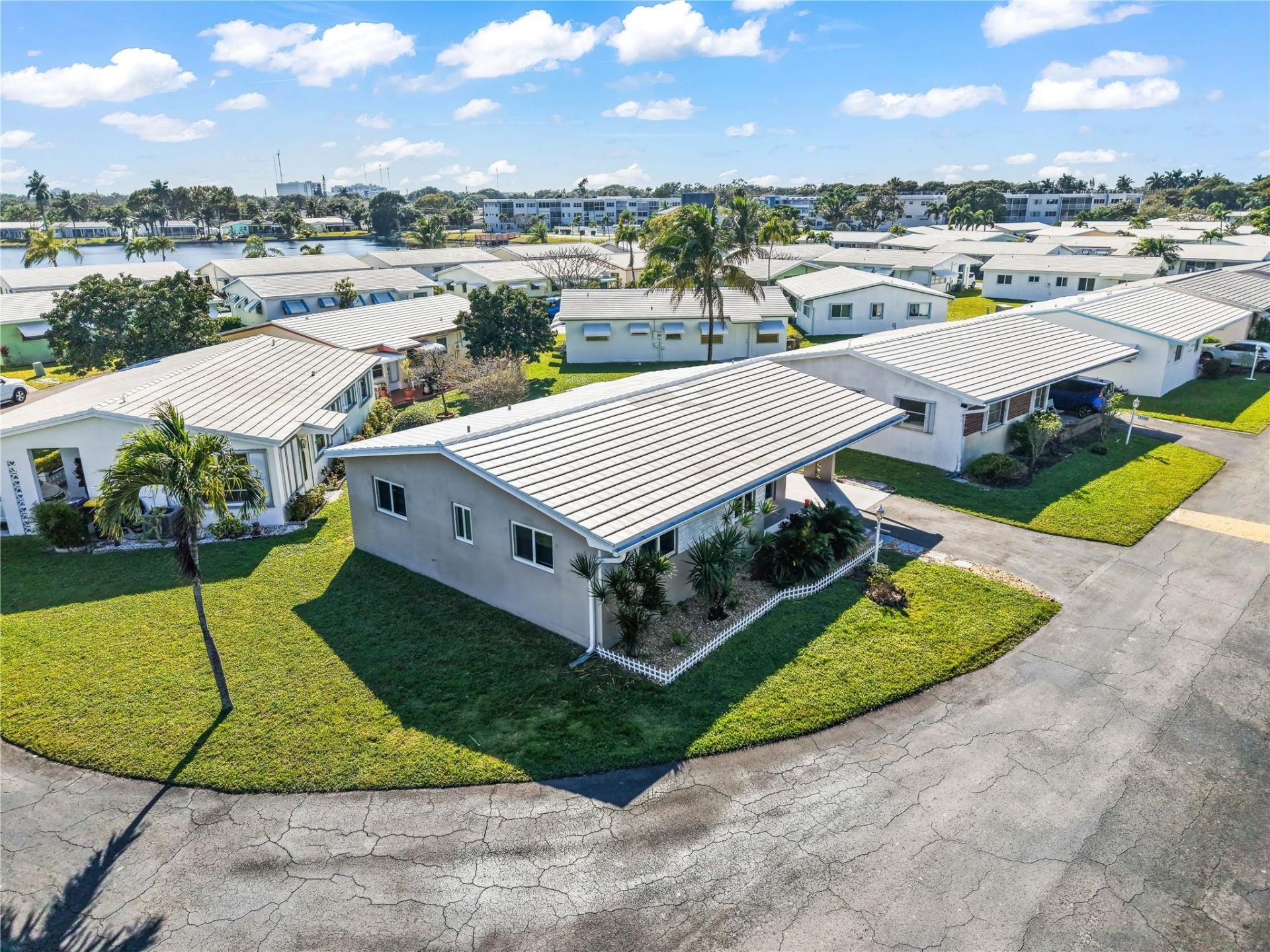 3140 Sheridan Lane, Hollywood, FL 33021 Photo