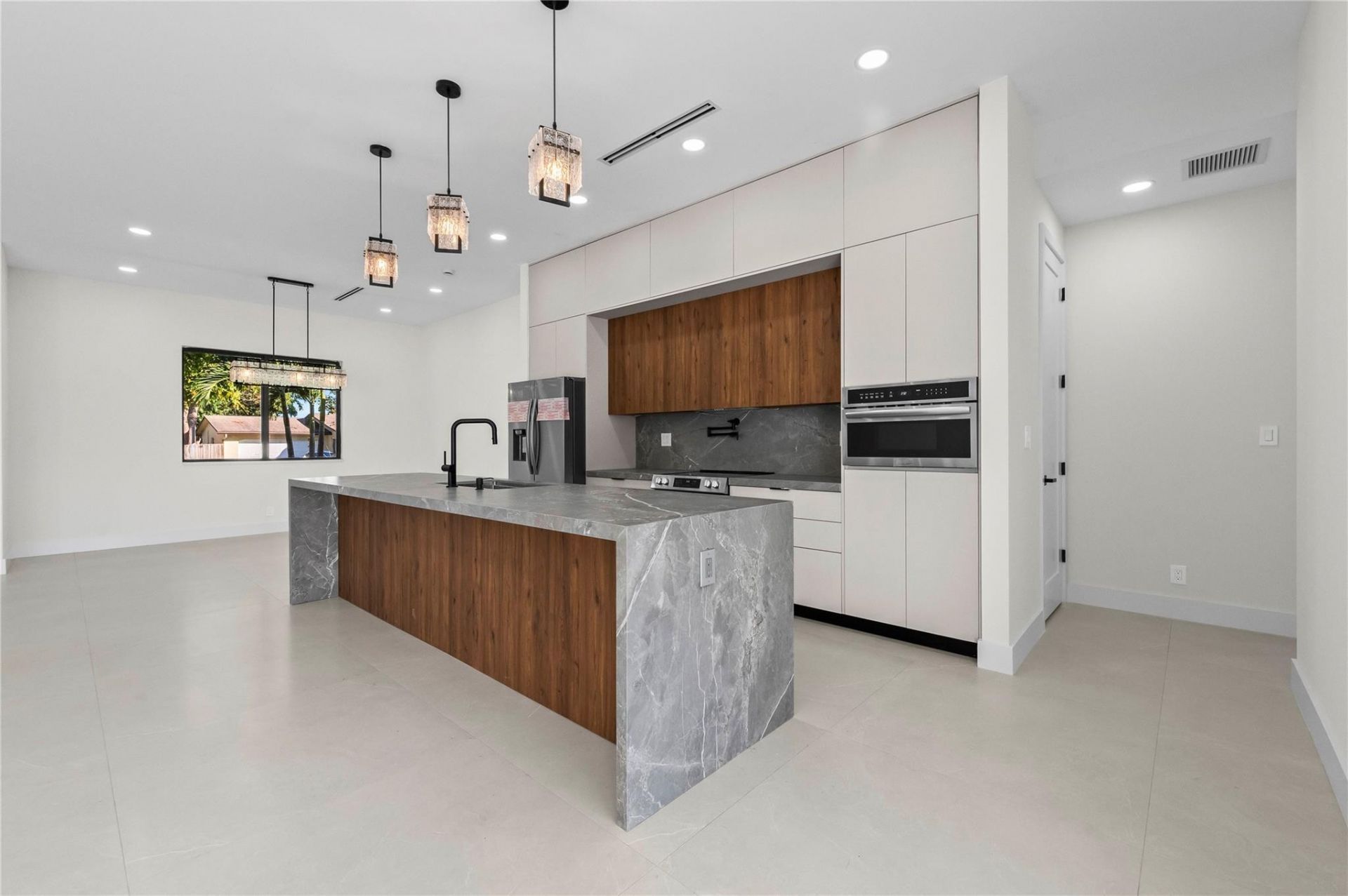 621 NW 42nd Ave, Coconut Creek, FL 33066 Photo