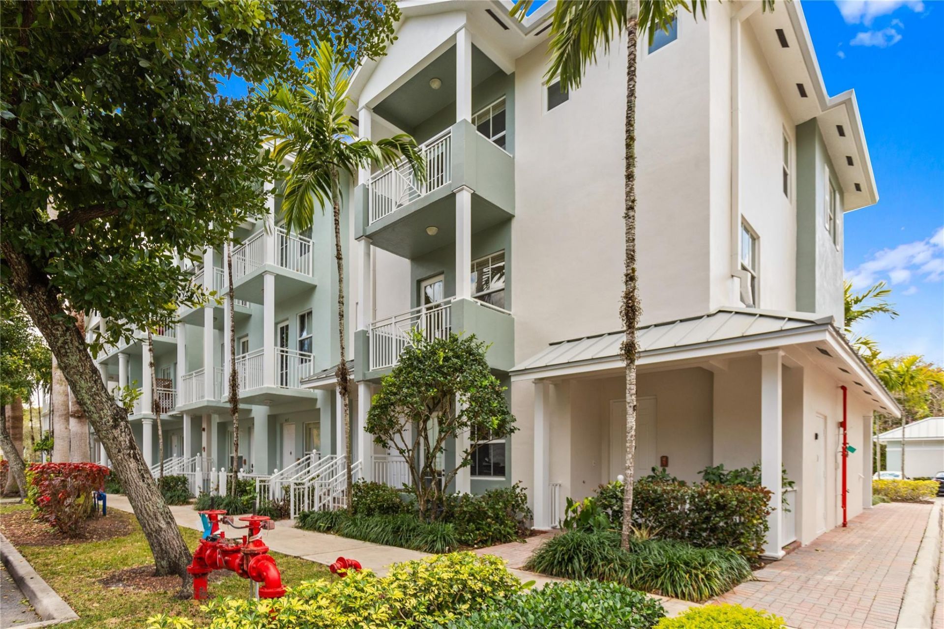 403 SW 13th Terrace, Unit 403, Fort Lauderdale, FL 33312 Photo