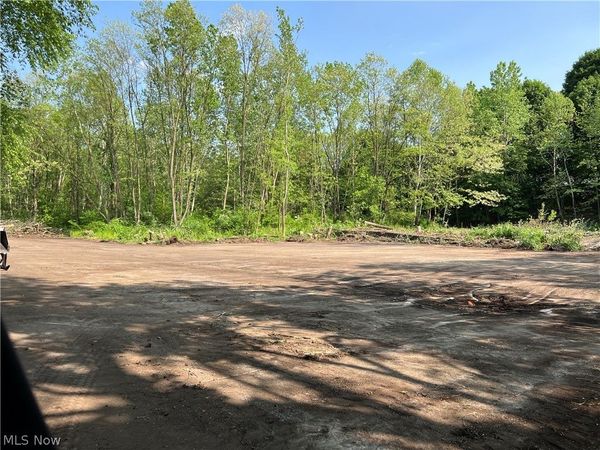 279 N Forge Street, Akron, OH 44304