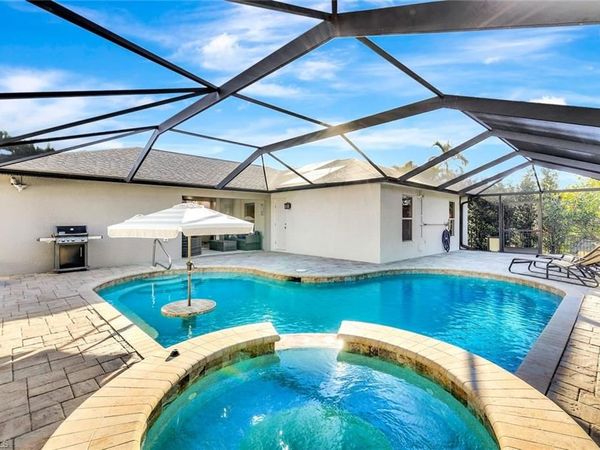 11631 Red Hibiscus DR, BONITA SPRINGS, FL 34135