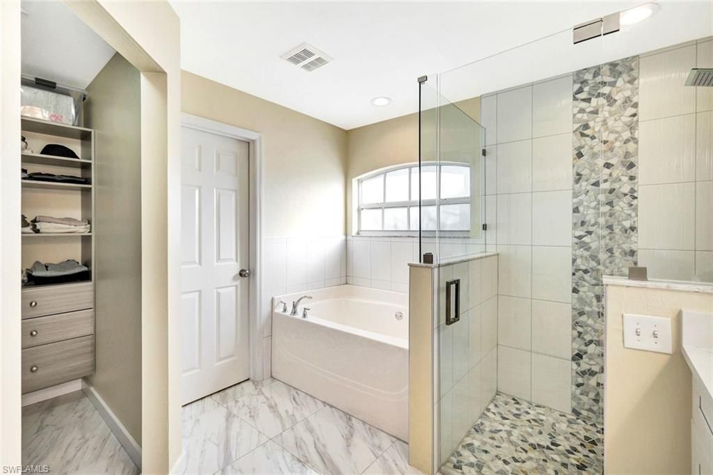 11631 Red Hibiscus Dr, Bonita Springs, FL 34135 Photo