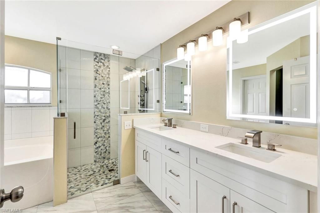 11631 Red Hibiscus Dr, Bonita Springs, FL 34135 Photo