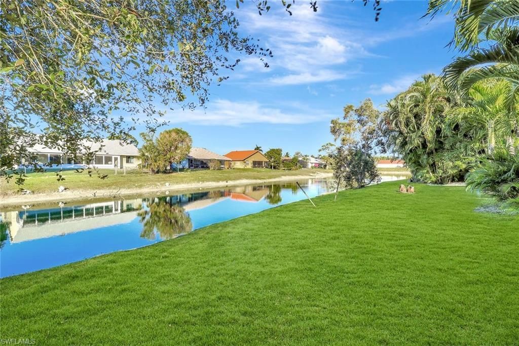 11631 Red Hibiscus Dr, Bonita Springs, FL 34135 Photo