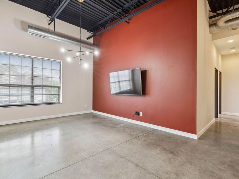 769 N High Street, Unit R301, Columbus, OH 43215 Photo 3