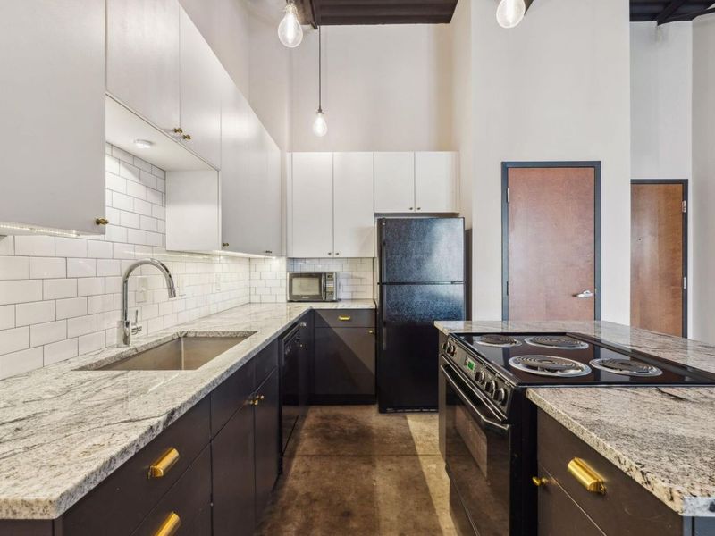 769 N High Street, Unit R301, Columbus, OH 43215 Photo 6